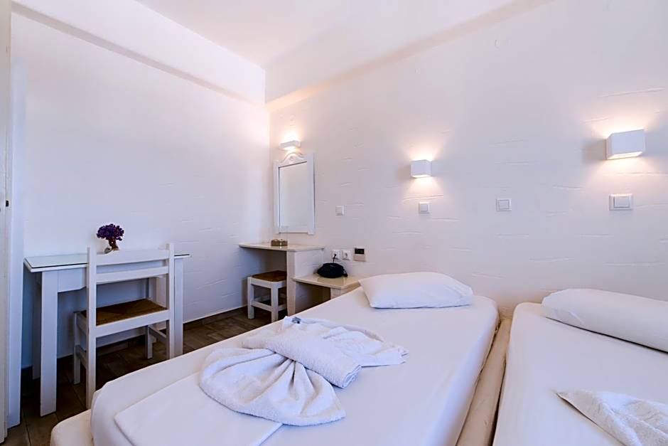 Stratos Apartments & Studios