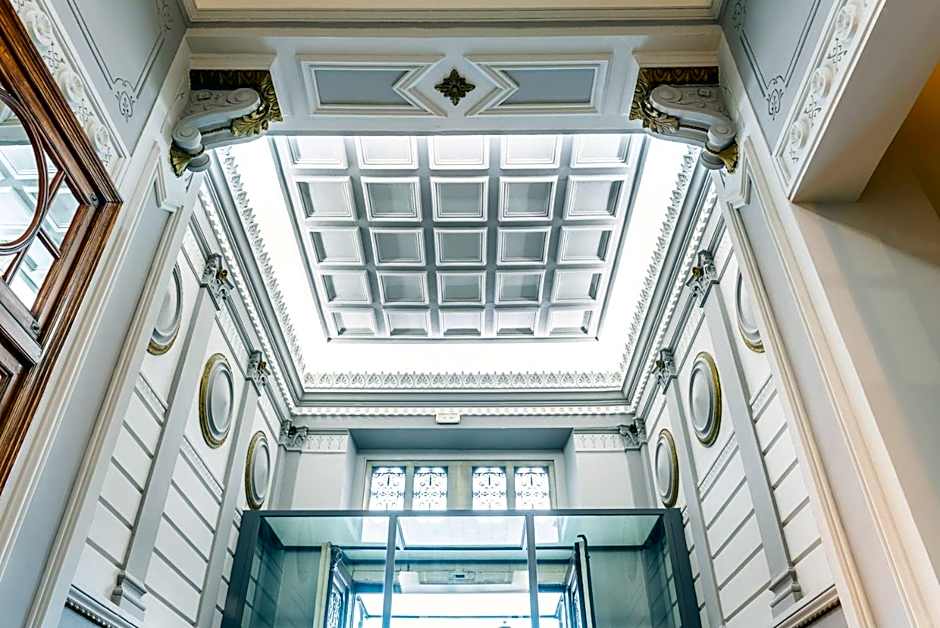 Intur Palacio San Martin