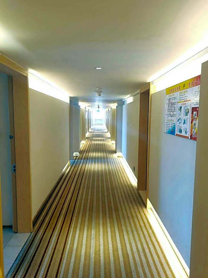 Ji Hotel Daqing Tieren Plaza
