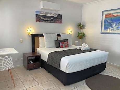 King Room with Spa Bath