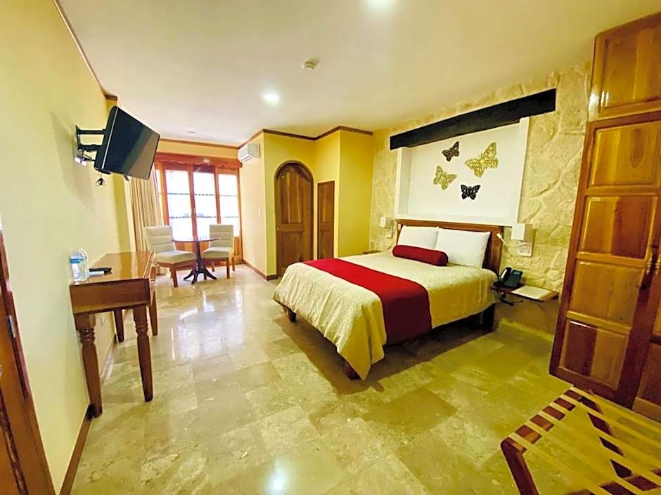 Cancun International Suites