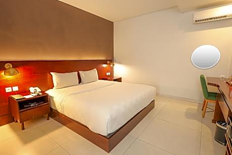 Deluxe Double Bed