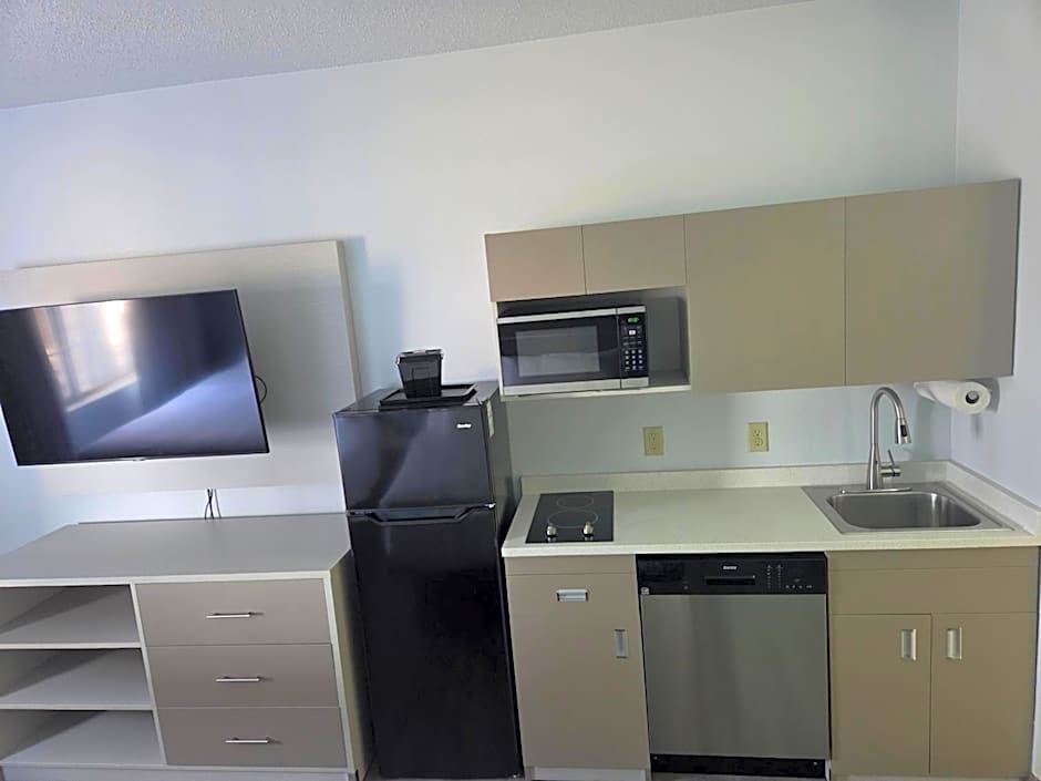 MainStay Suites LeClaire - Quad Cities