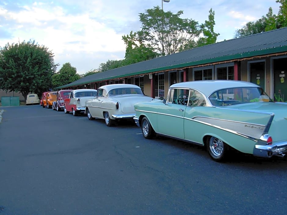 Jumping Frog Motel