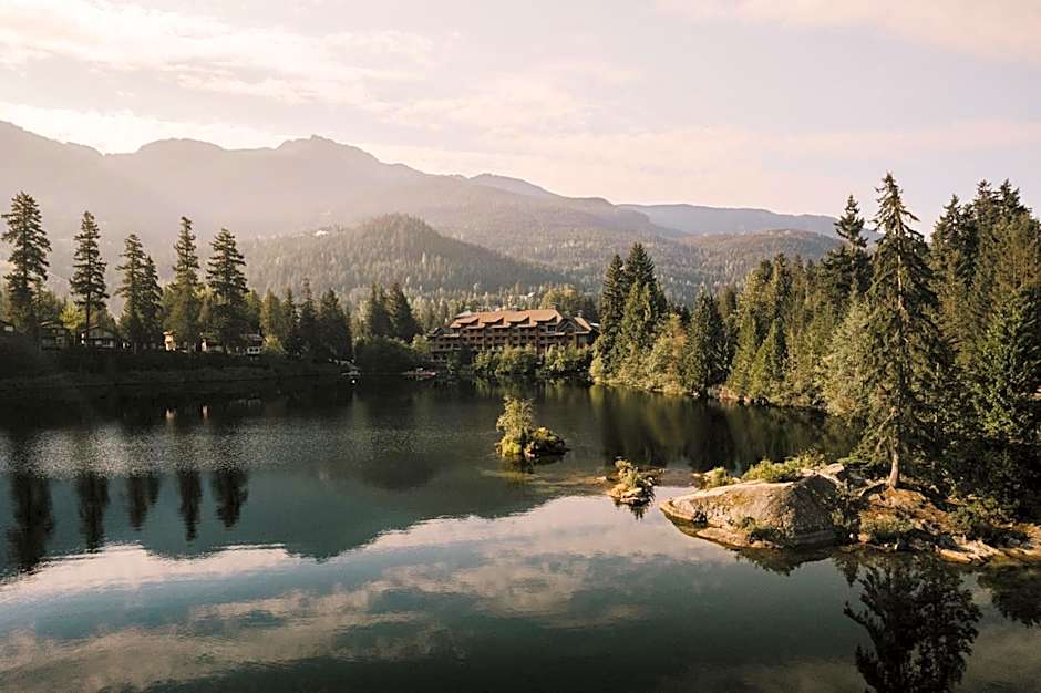 Nita Lake Lodge