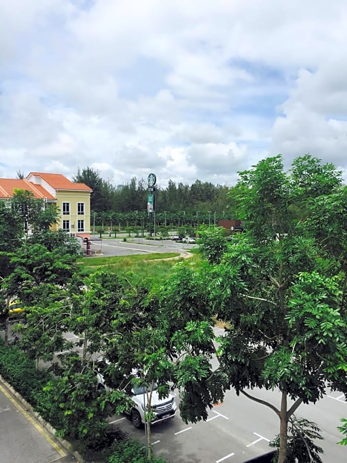 91 Street Boutique Inn