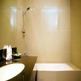 Ayola First Point Hotel Pekanbaru