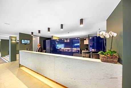 Belconnen Way Hotel & Serviced Apartments