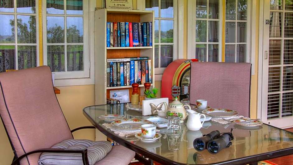 Andavine House - Bed & Breakfast