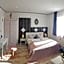 LA Boutique House