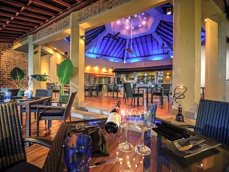 Royal Palms Beach Hotel