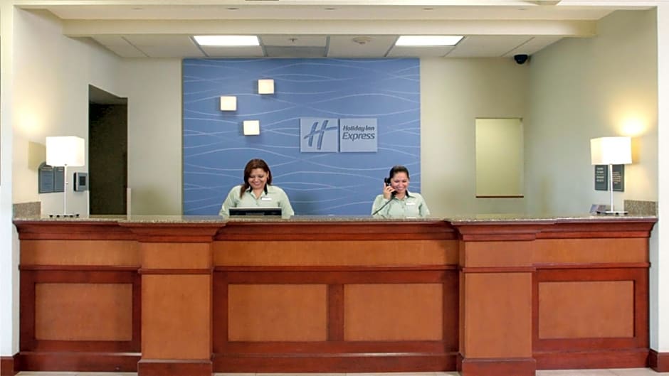 Holiday Inn Express & Suites Monterrey Aeropuerto By IHG