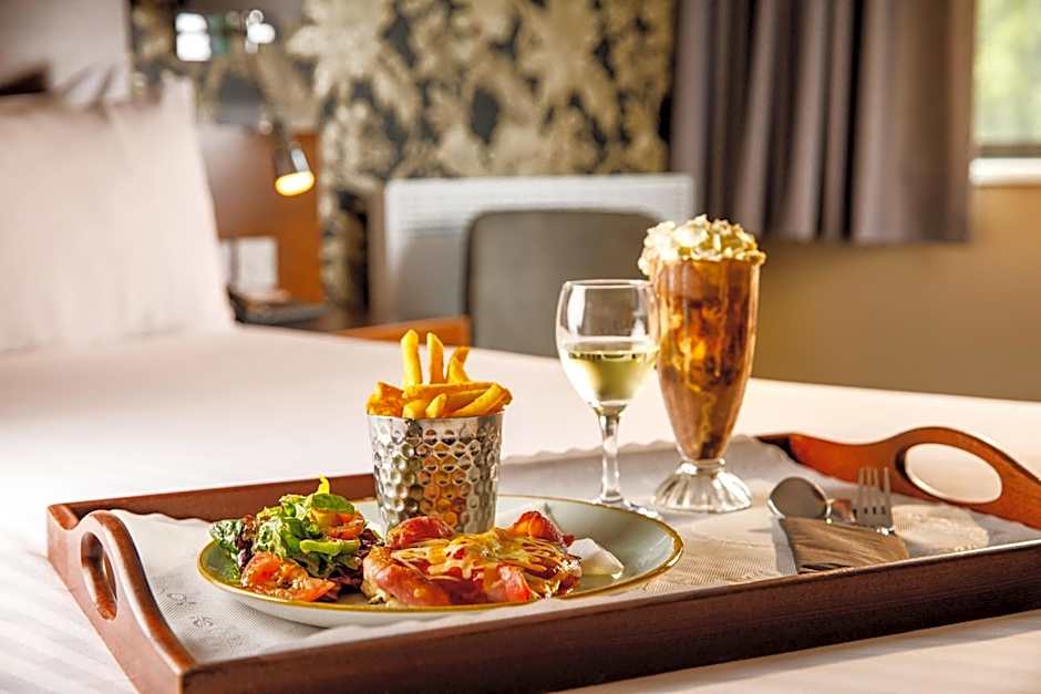 Mercure Livingston Hotel