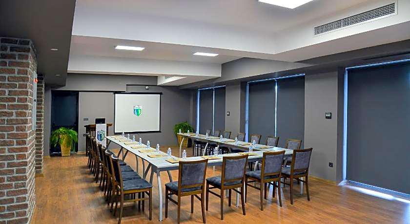 Denizatı Plus Hotel