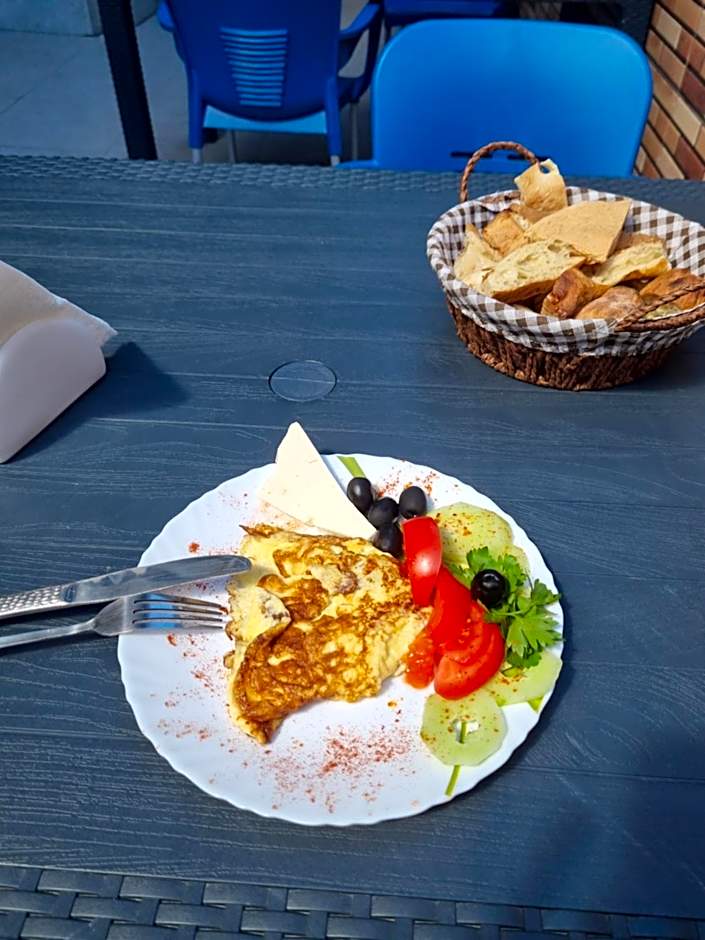 MAHALI HOTEL
