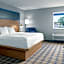 AmericInn by Wyndham Marshfield