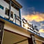 The charlotte smart hotel lopburi