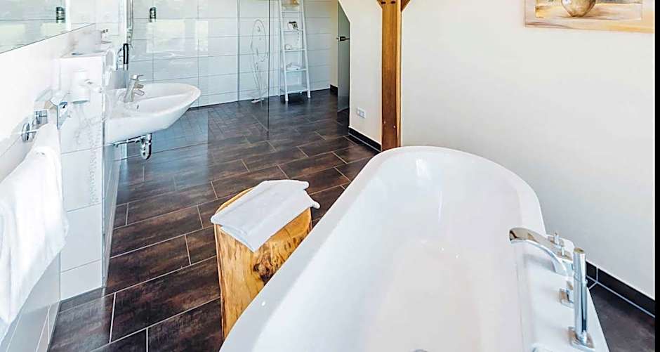 Erlebnishotel "Zur Schiffsmühle" GmbH