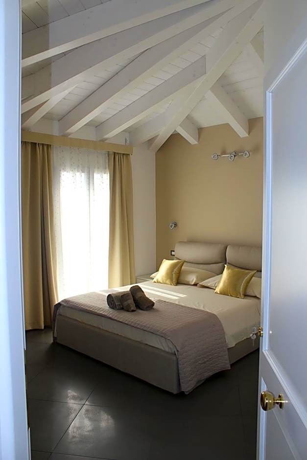 Photo 1 of 10 of Deluxe, Sea View, Balcony