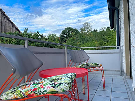 Apartment in Rot, Fränkisches Design, Balkon in nur 50 Schritten zum Radweg, ideal for Long Stay, Relocation