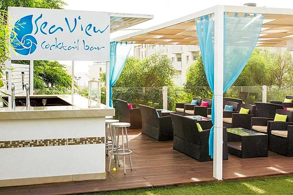 Lantiana Gardens ApartHotel