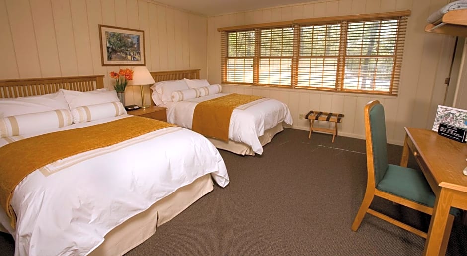 POSTOAK Lodge and Retreat