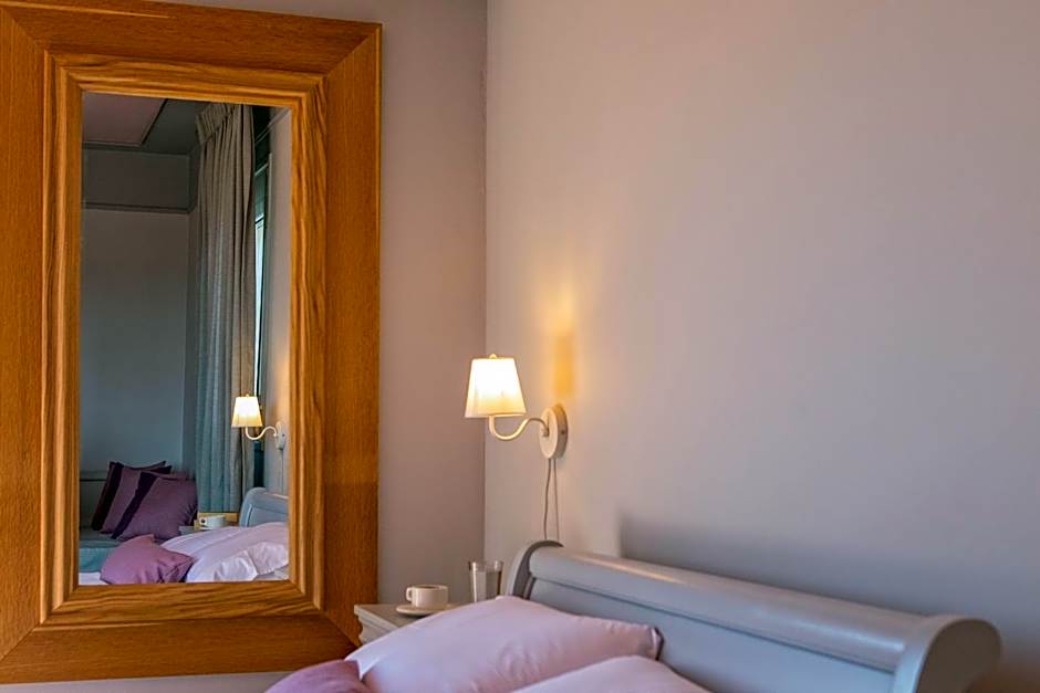 Pelagos Apartments