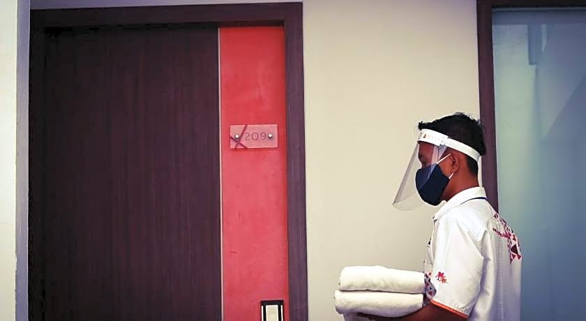 Front One Inn Sidoarjo