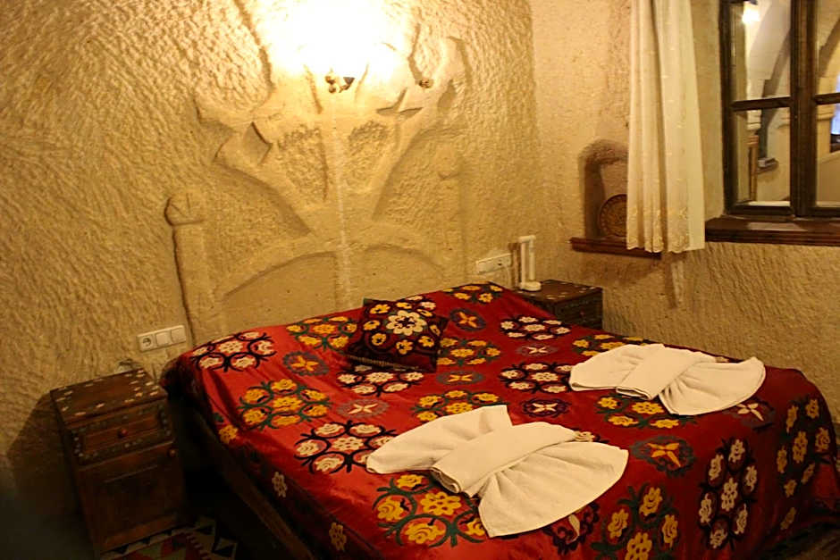 Kismet Cave House