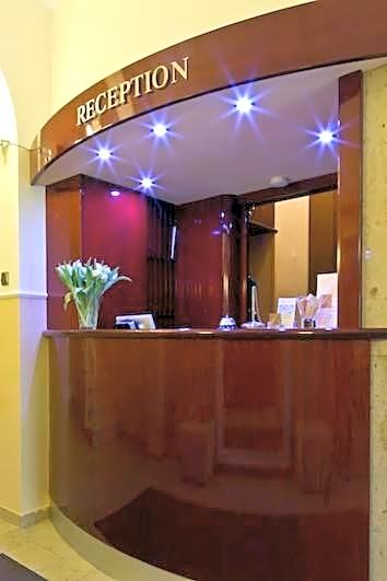 Buchholz Downtown Hotel