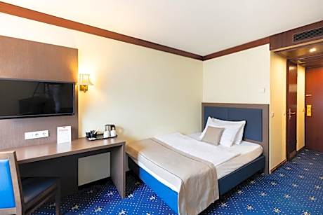 Queensize Double Room