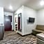 Cobblestone Hotel & Suites - Janesville
