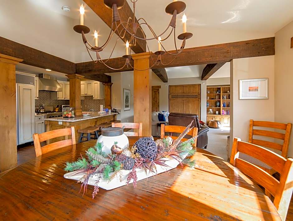 The Chateaux Deer Valley