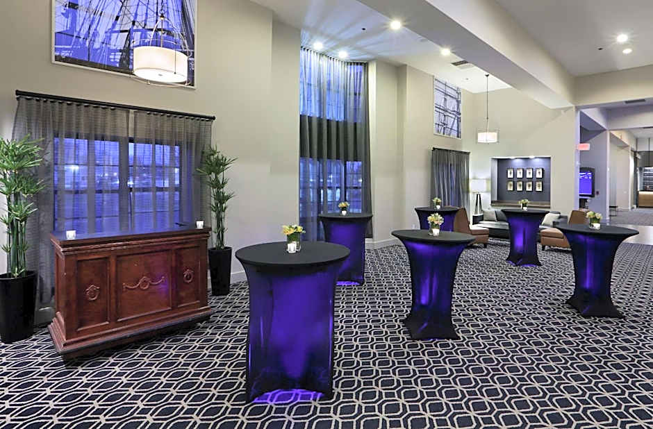 Hilton Mystic