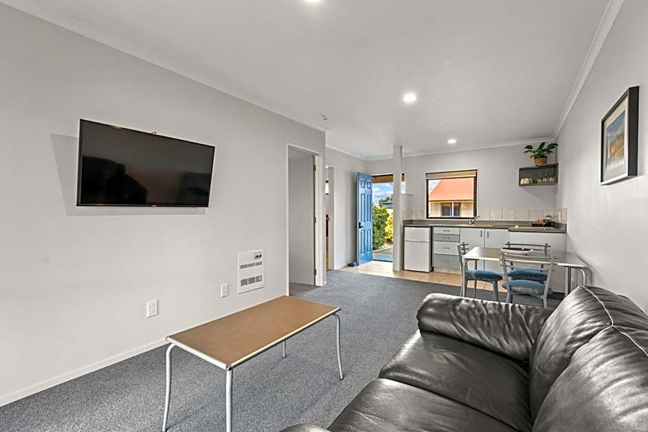 Oak Estate Motor Lodge