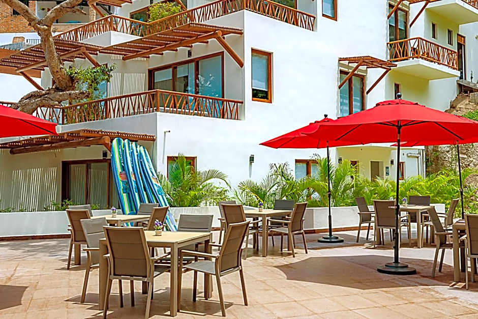 Ysuri Sayulita - Beachfront Hotel