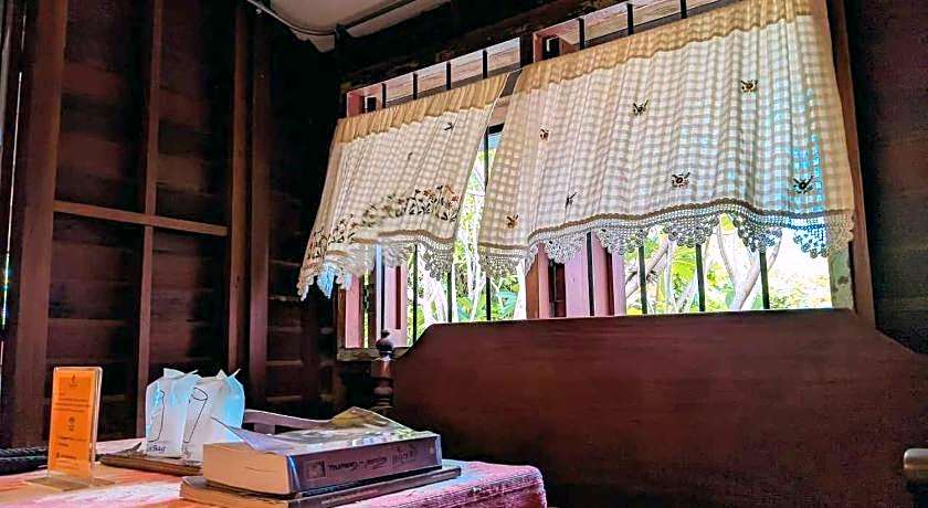 Huen Chang Puek Hotel