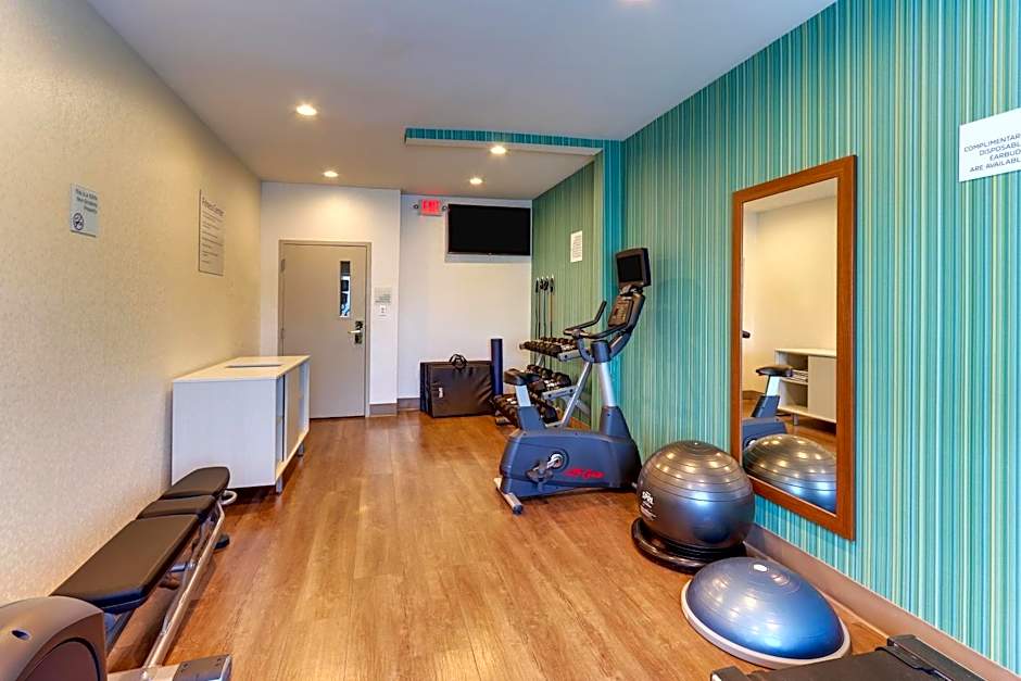 Holiday Inn Express Cincinnati North - Monroe By IHG