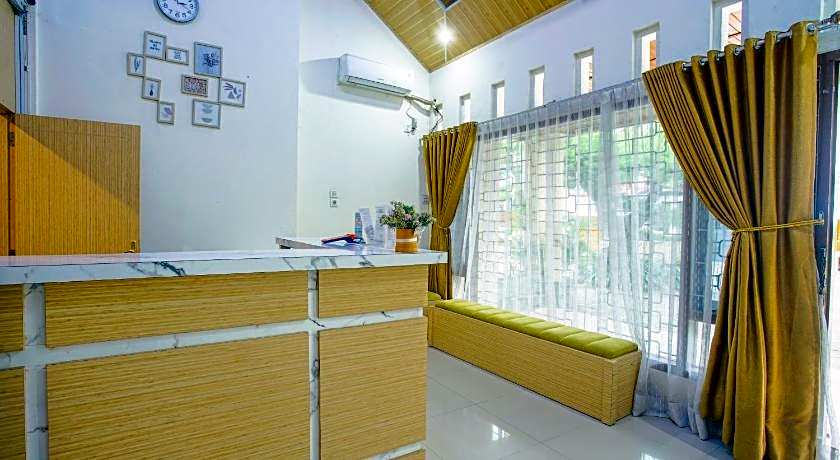 Capital O 90643 Suri Guest House Syariah