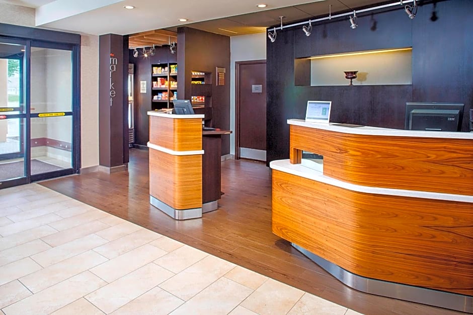 Courtyard by Marriott Richmond Airport