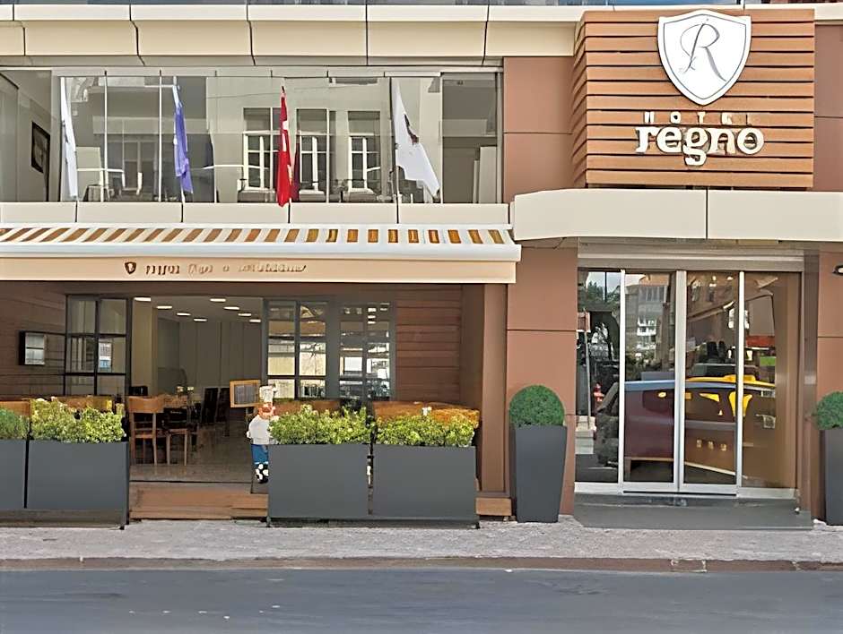 Regno Hotel