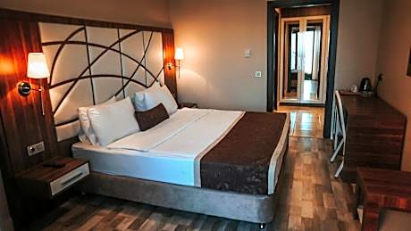 King Room with Balcony