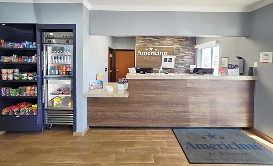 AmericInn by Wyndham Minot