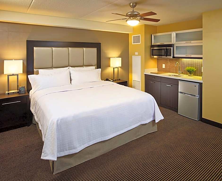 Homewood Suites By Hilton Hamilton, Ontario, Canada