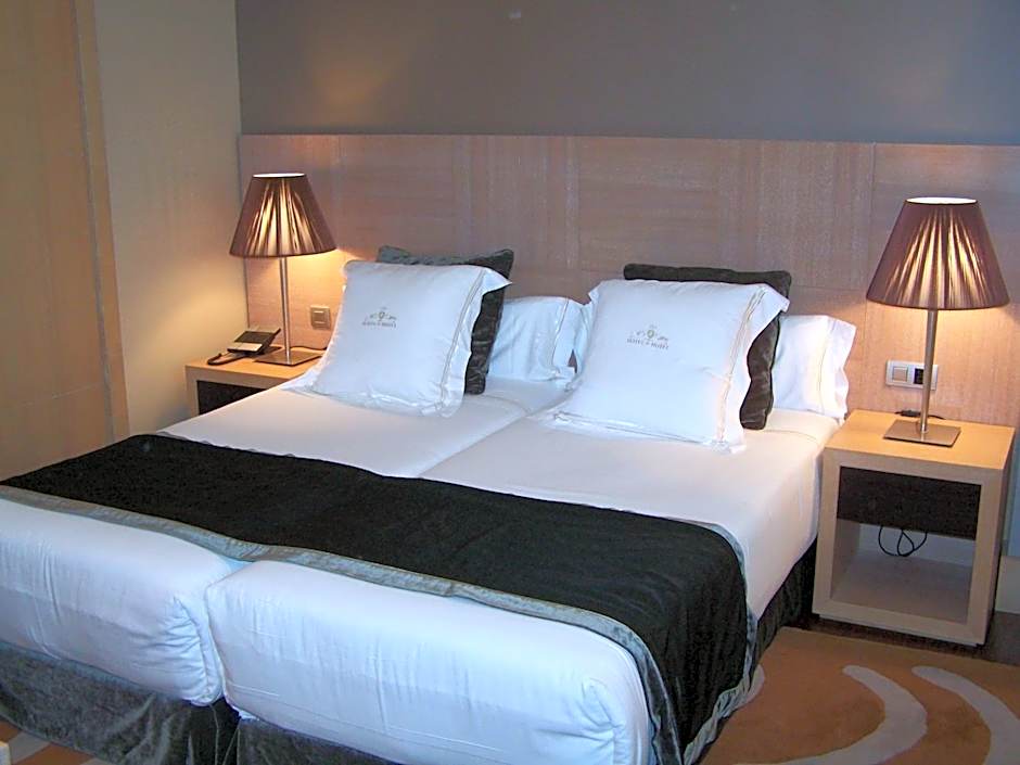 Washington Parquesol Suites & Hotel