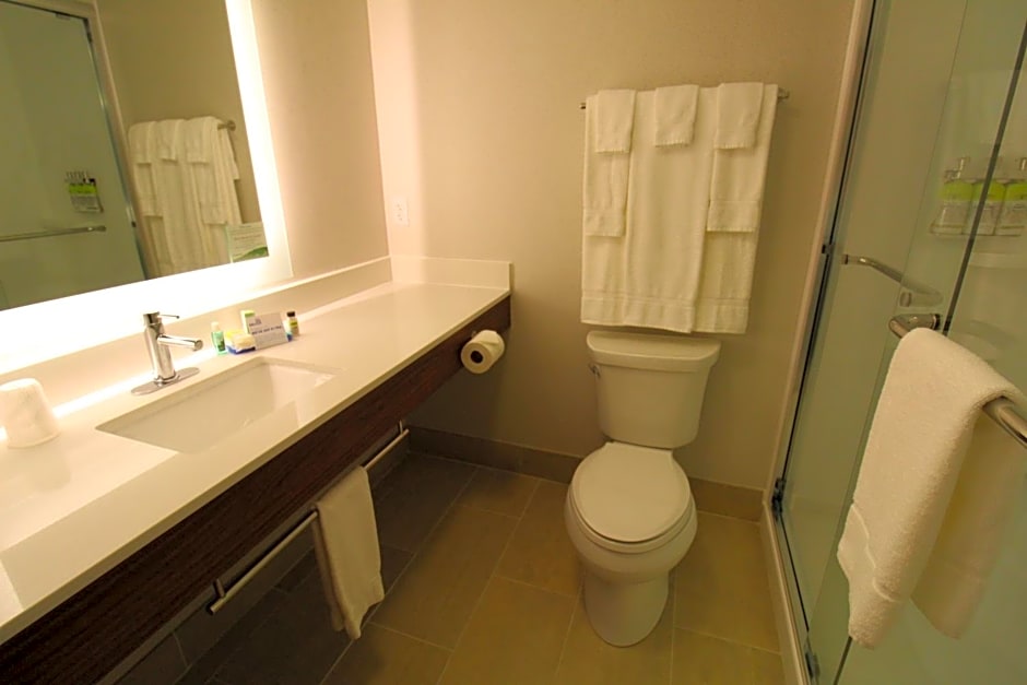 Holiday Inn Express Murrysville - Delmont By IHG
