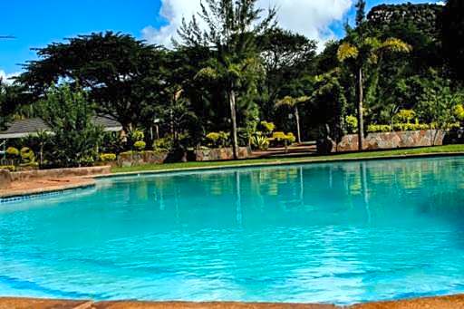 Mount Azimbo Lodge