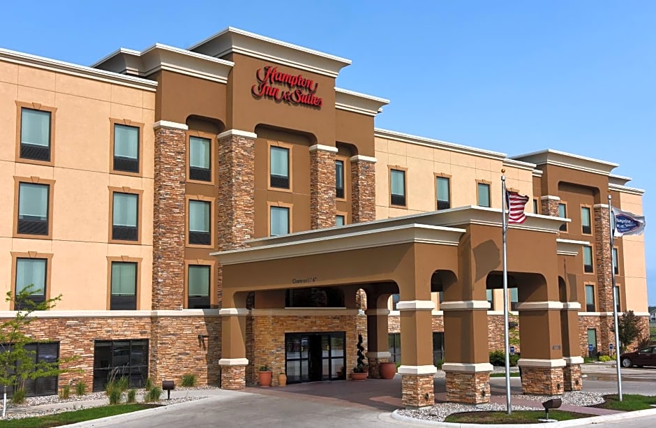 Hampton Inn & Suites Fargo Medical Center