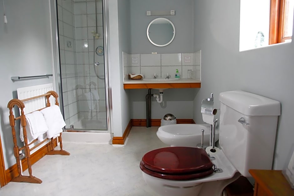 Two Hoots Bed and Breakfast