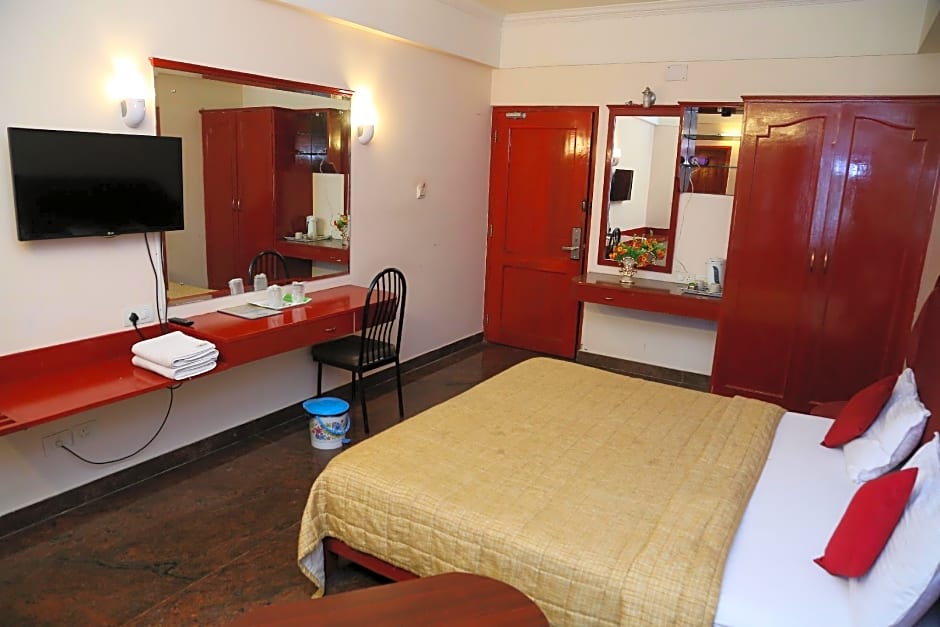 Hotel Le Garden – Experience Serenity Near Sacred Temples